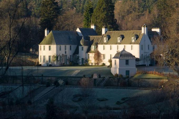 Биркхалл кућа, краљевска резиденција краља Чарлса у Шкотској