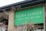 Лаура Асхлеи ће затворити 40 својих УК продавница