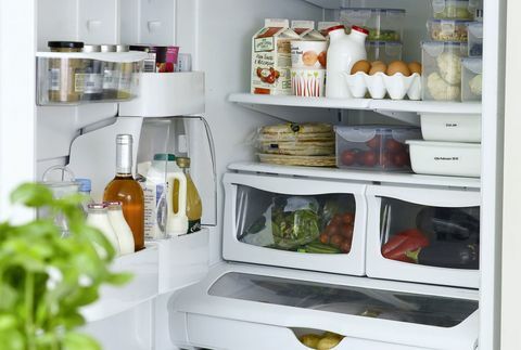 кухиња-остава-фрижидер