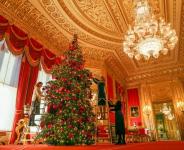 Божићни украс дворца Виндсор одаје почаст краљици Викторији и принцу Алберту