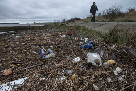 Пластични отпад УК реке океане