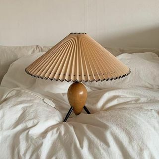 Плисирана Арт Децо стона лампа