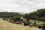 Фотографије приказују последње емотивно путовање краљице Елизабете кроз Шкотску са десетинама коња