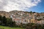 Цаммарата, Сицилија нуди нове становнике бесплатним кућама